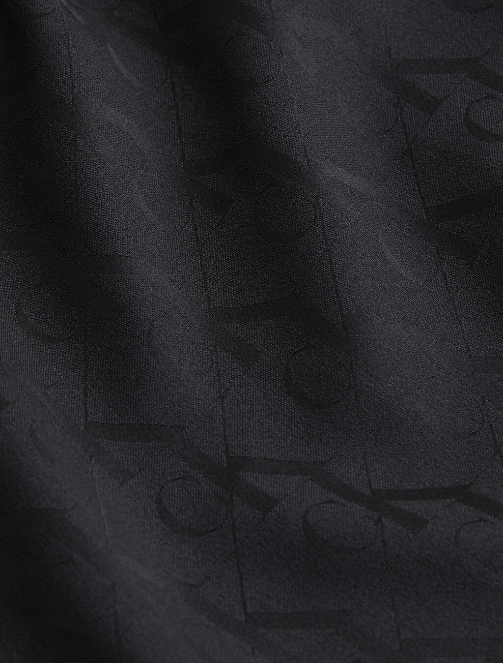 Sensual Satin 緞面 Monogram 提花寬筒長褲, 18345 HOLIDAY SHINE+BLACK, hi-res