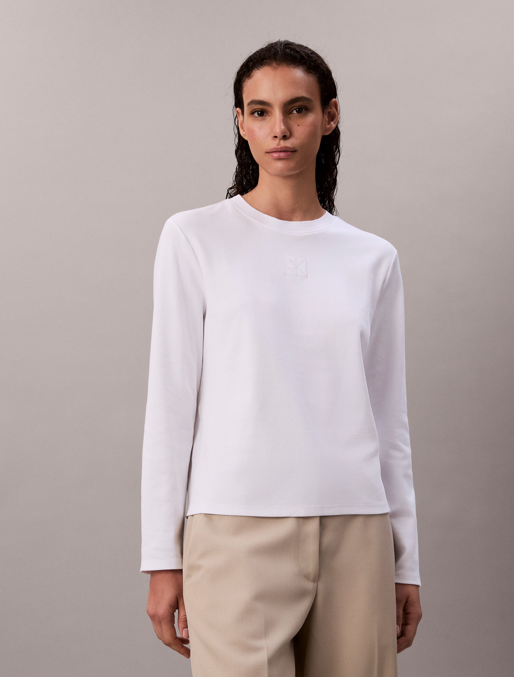 Interlock Cotton Emblem Mock Neck Tee | white | Calvin Klein Taiwan
