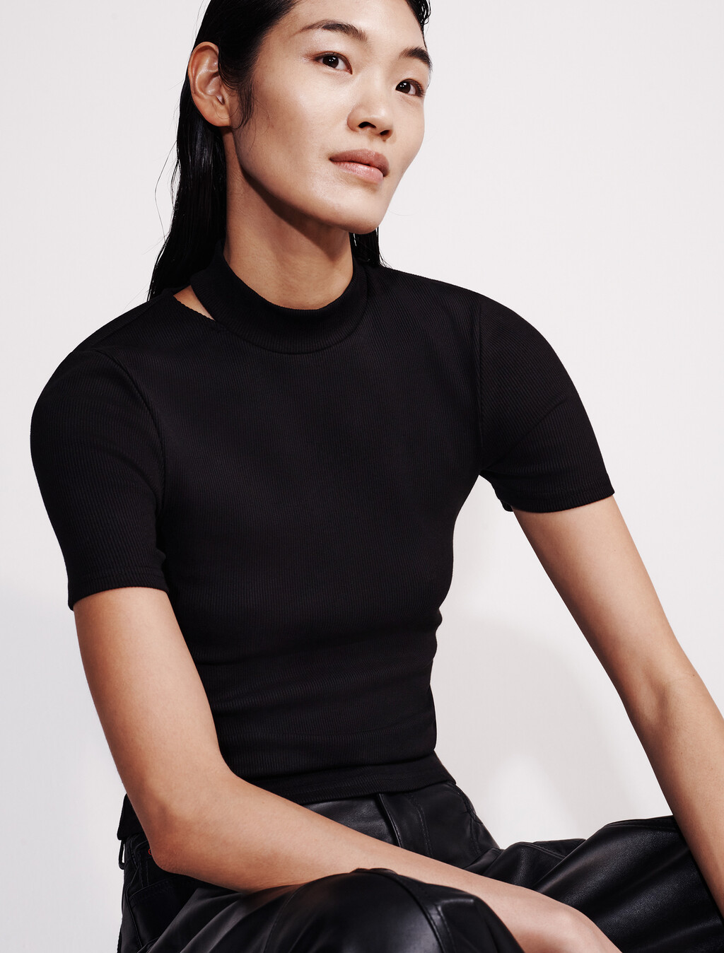 Cut Out Slim Crewneck T-Shirt, Black, hi-res
