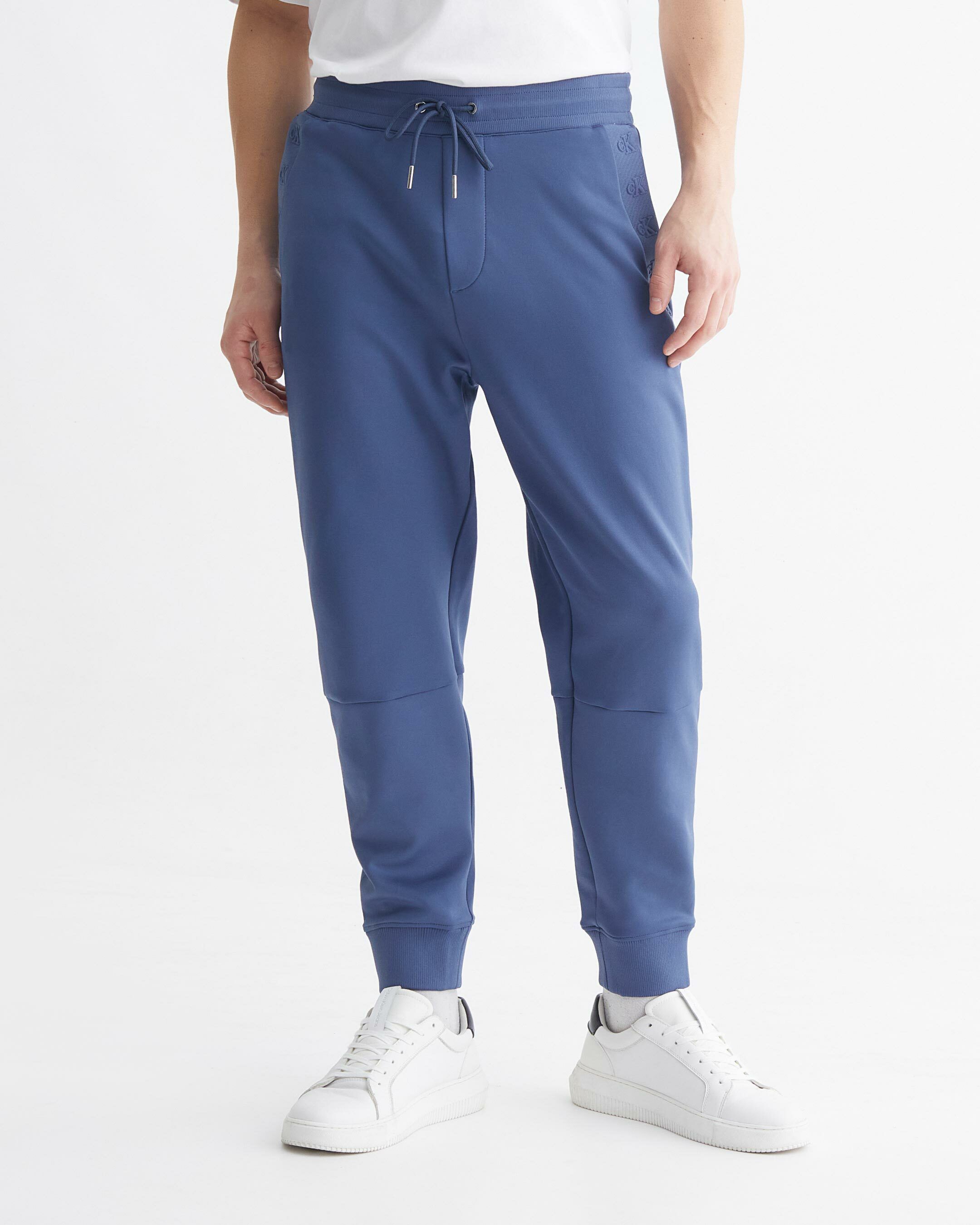 Calvin klein joggers monogram hot sale