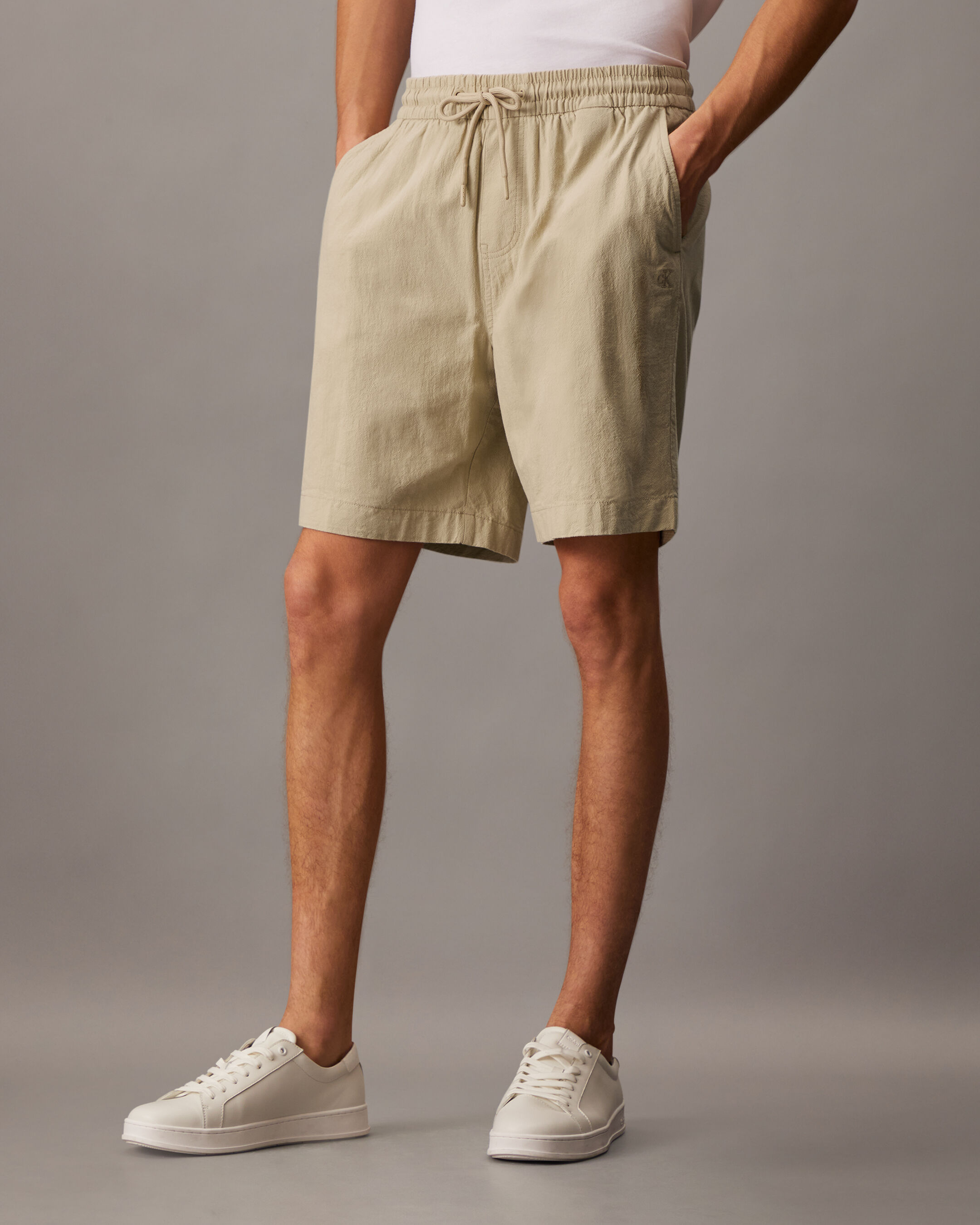 Calvin klein khaki shorts discount