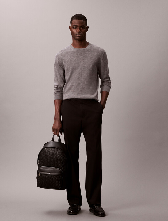 綴滿壓紋 Monogram 後背包