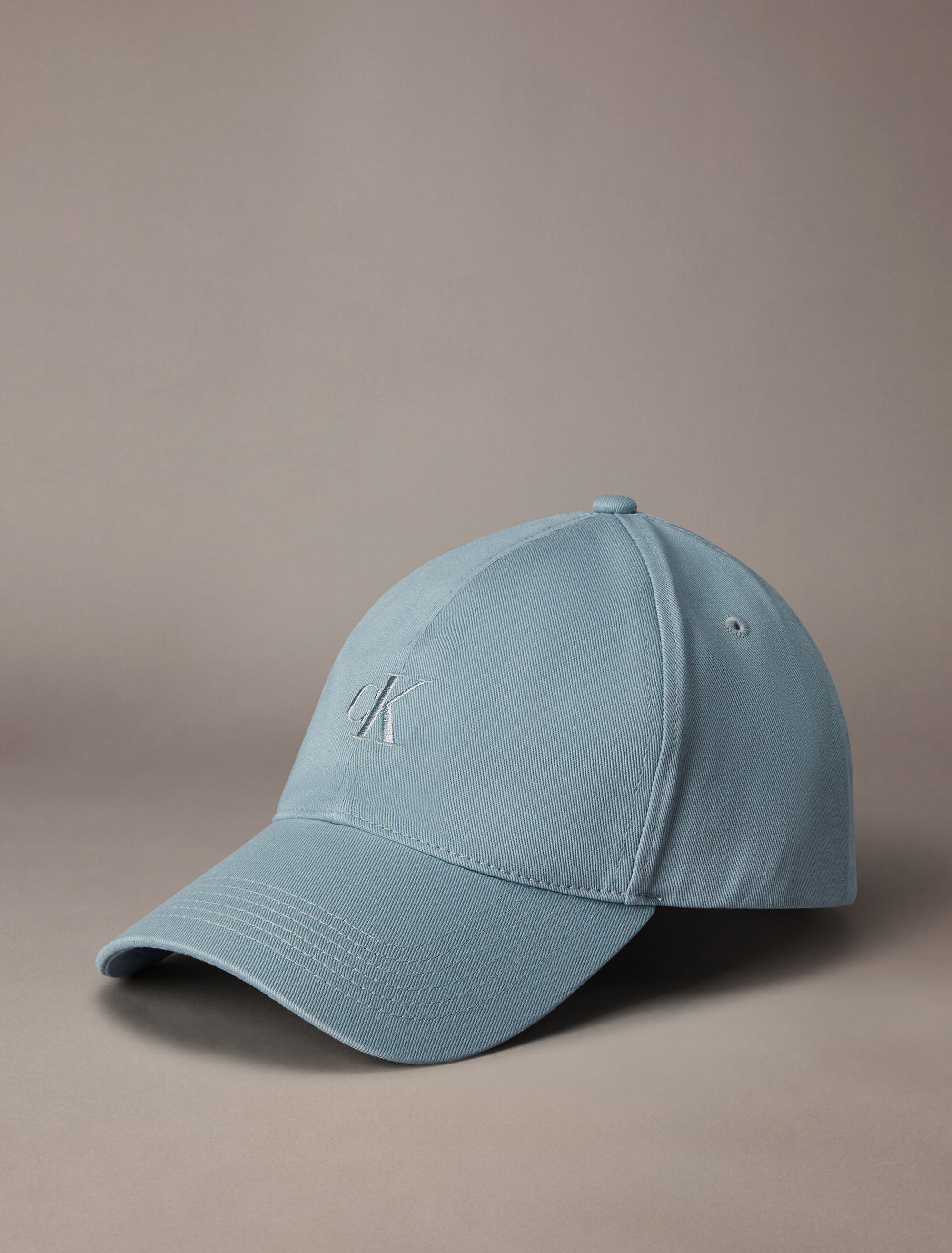 Caps + Hats | Calvin Klein Taiwan