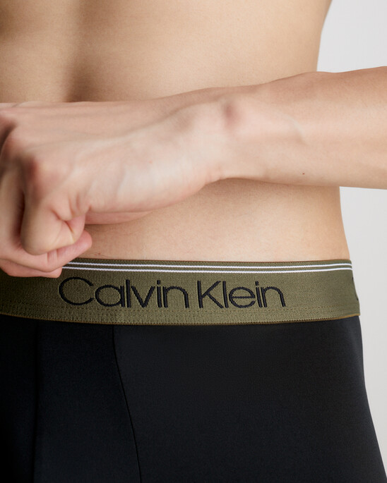 Calvin Klein Logo 低腰貼身短版四角褲 3 件組