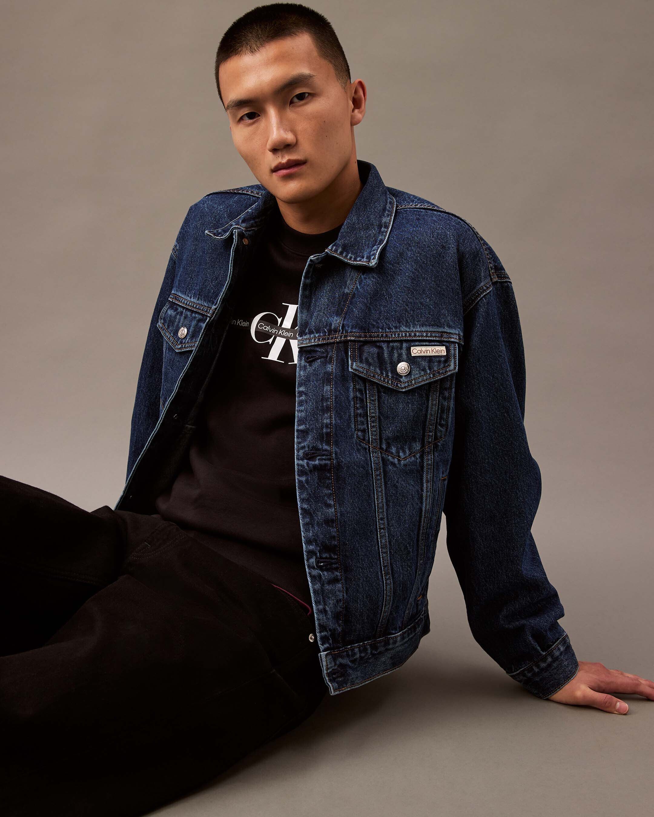 Calvin Klein Jeans Regular 90's Denim Jacket, Blue - Walmart.com