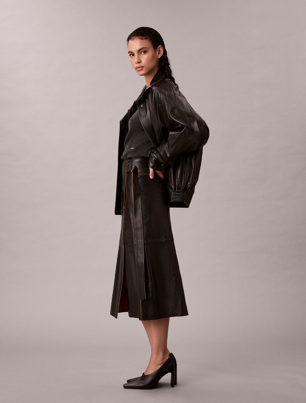 皮革中長裹身裙裝, Black, hi-res