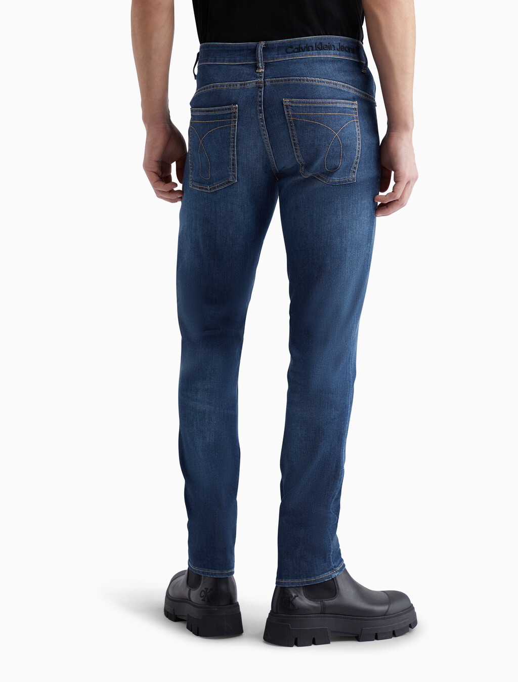 37.5 修身窄口牛仔褲, Denim Dark, hi-res