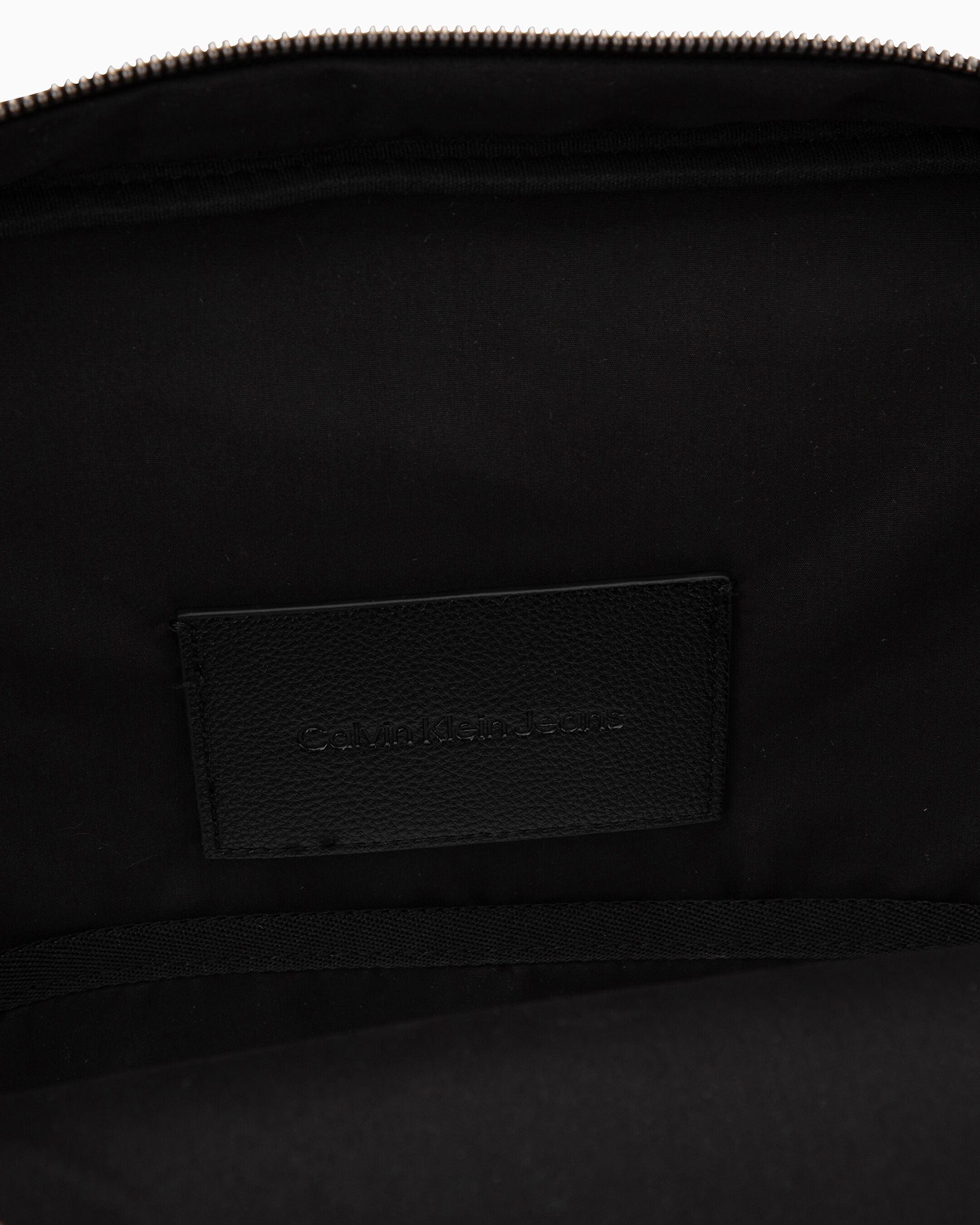 Calvin klein deals pebble leather backpack