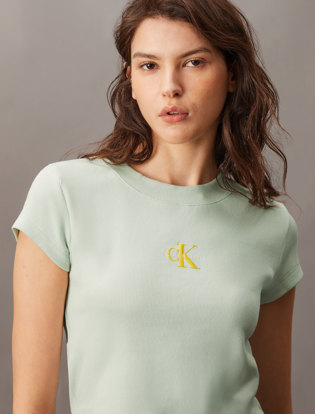 Monogram 標誌修身短版 T 恤, Sprout Green, hi-res