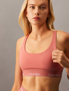 Essentials Modern Sport 中度承托胸罩, Antique Pink, hi-res