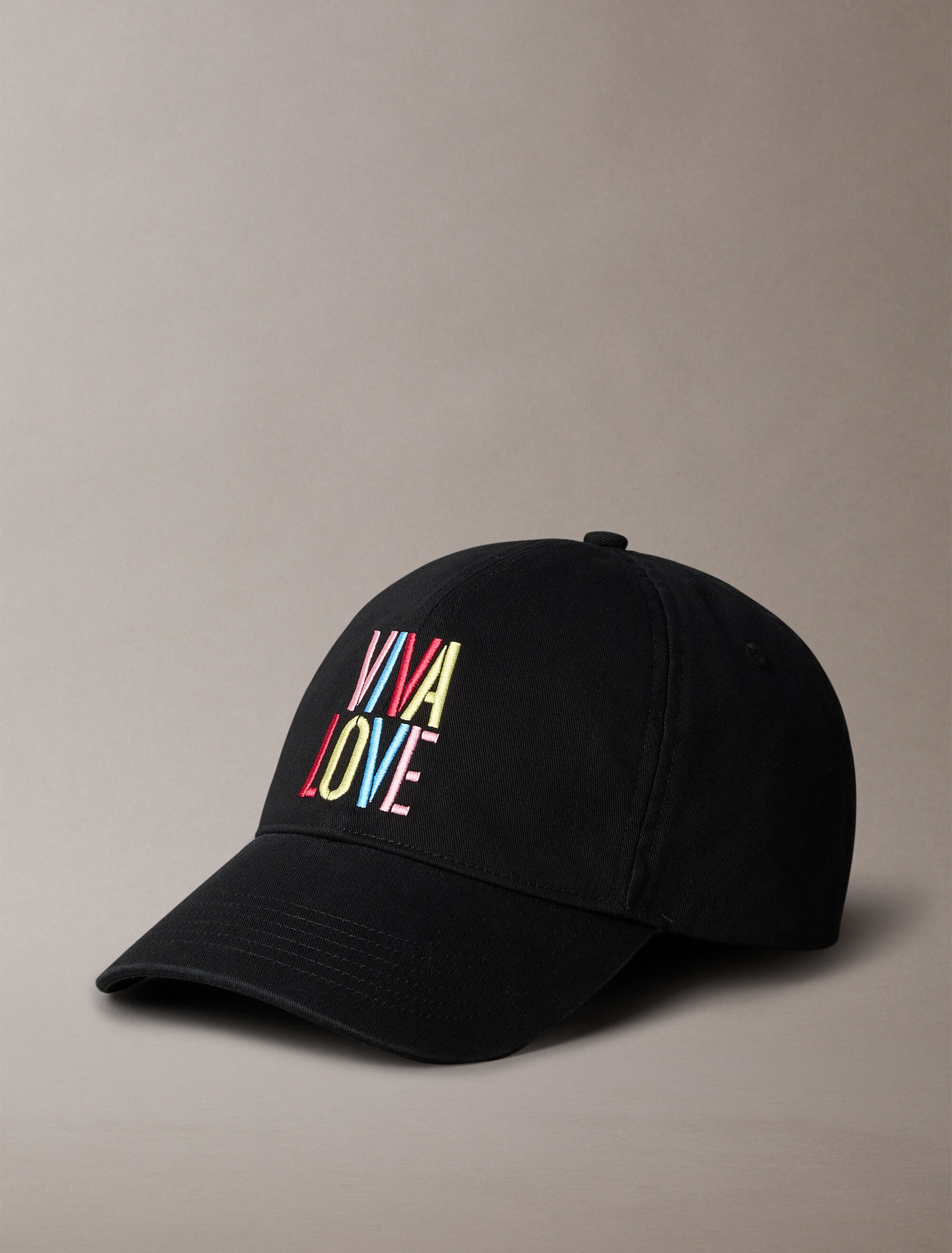 Caps + Hats | Calvin Klein Taiwan