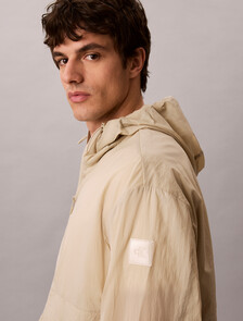 LS LTWT NYLN PCKBL HPlaza Taupe, Plaza Taupe, hi-res