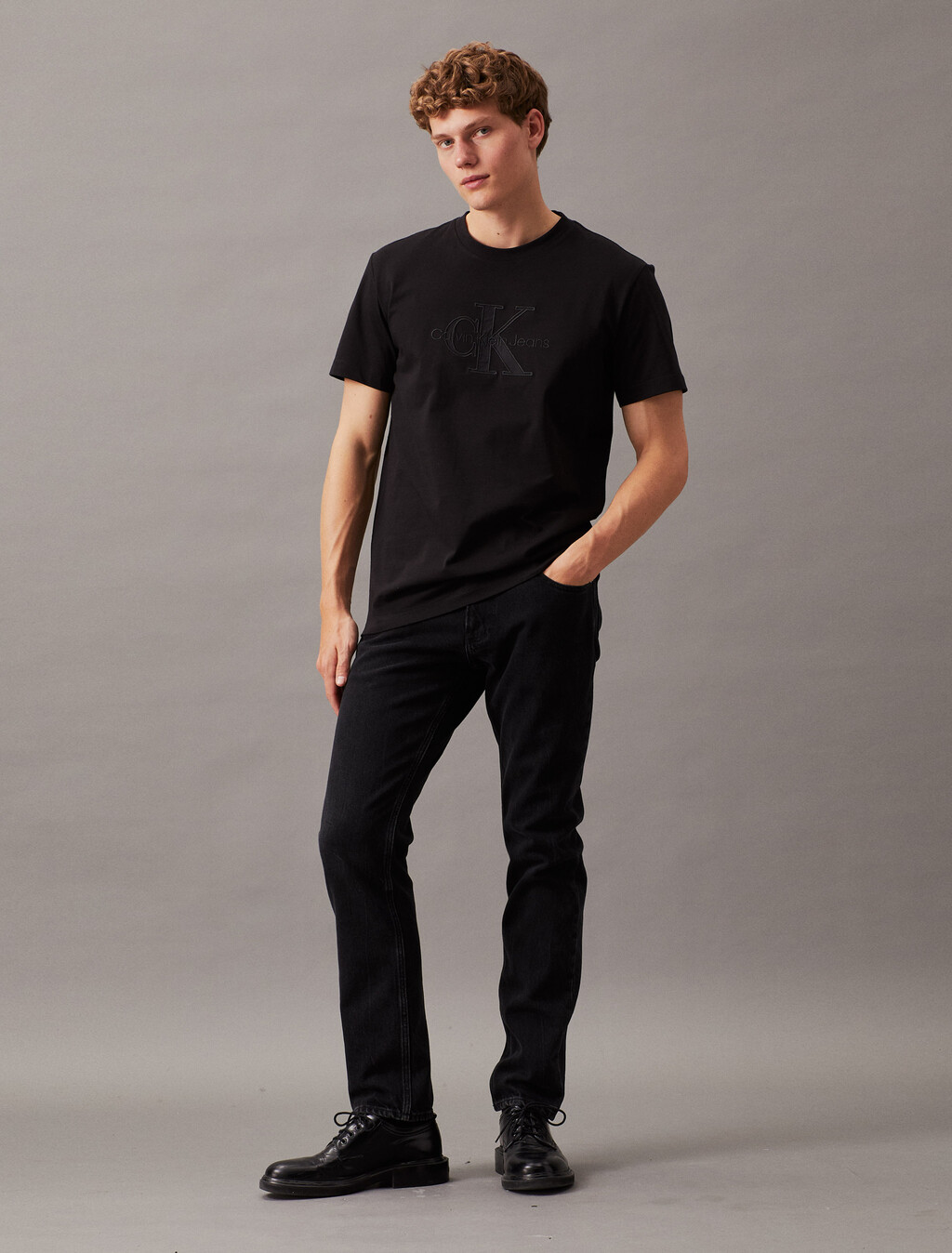 同色調 Monogram 標誌 T 裇, Ck Black, hi-res