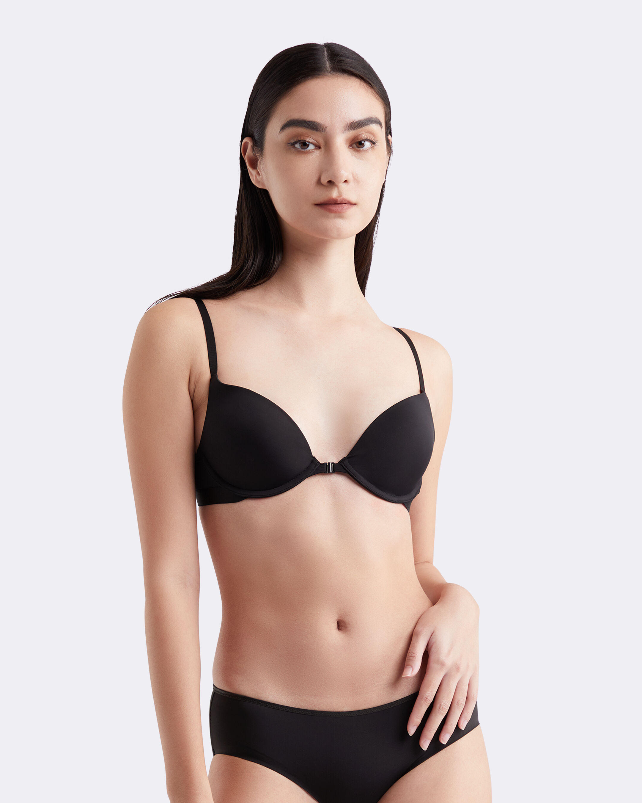 Bras Calvin Klein Taiwan