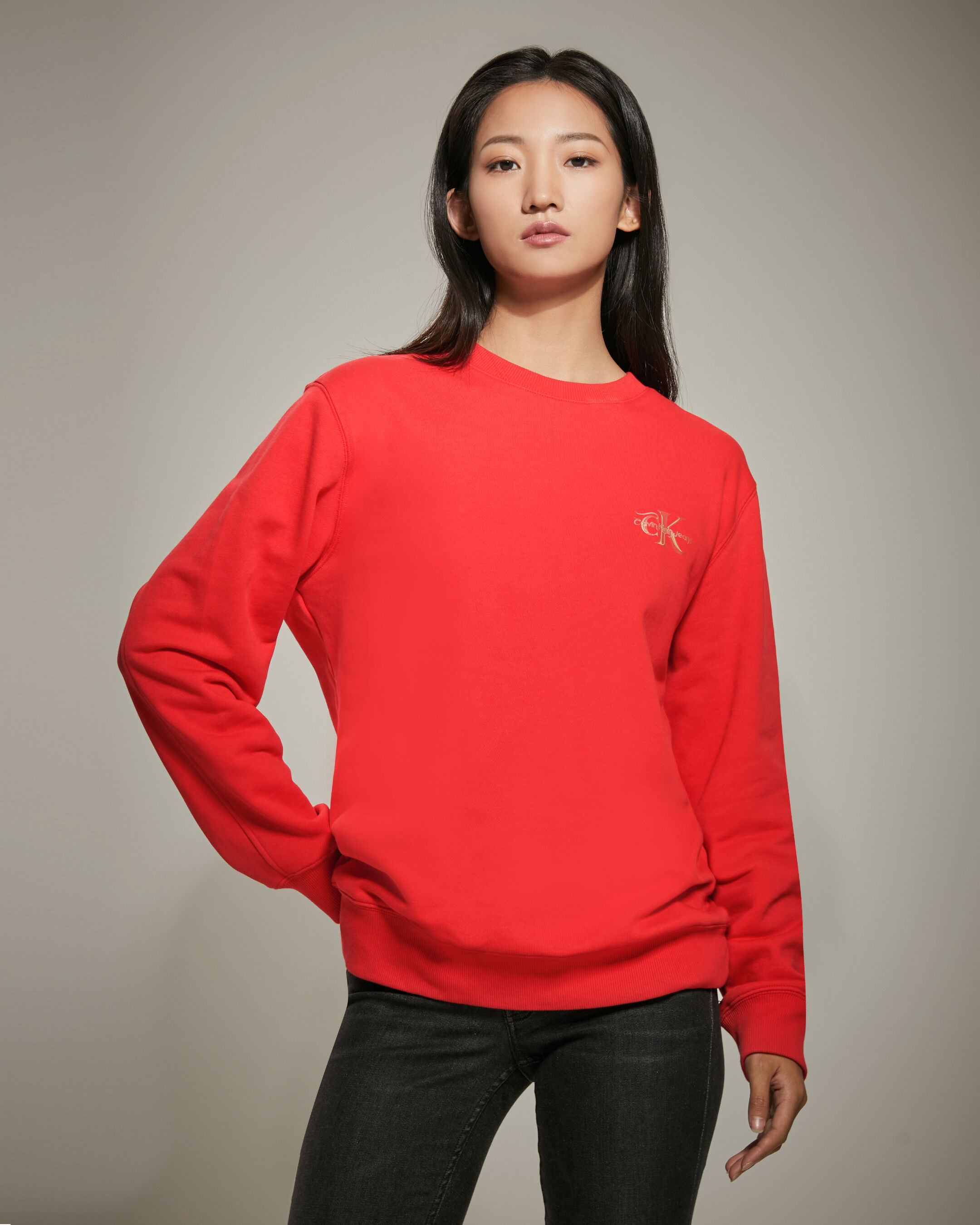 Womens red on sale crewneck sweatshirt