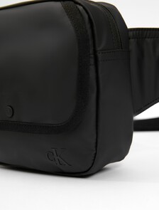 Ultralight Rubberized Waist Bag, BLACK, hi-res