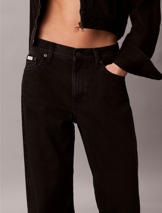 Low Rise Baggy Jeans