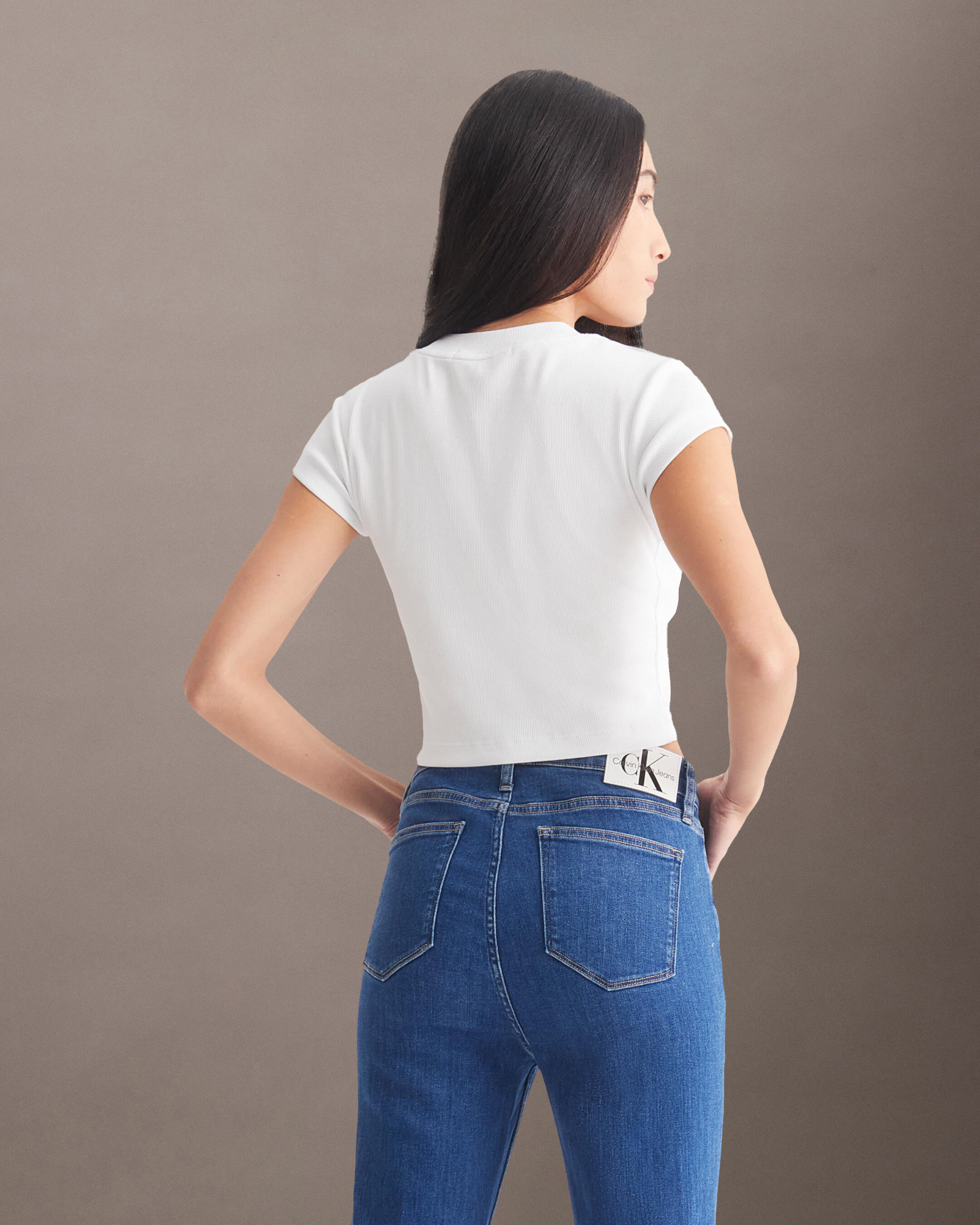 ★CK JEAN★ Monogram Baby T-shirt ★カズハ着装★ ☆CK JEAN☆ Monogram Baby T-shirt ☆カズハ着装☆ (Calvin