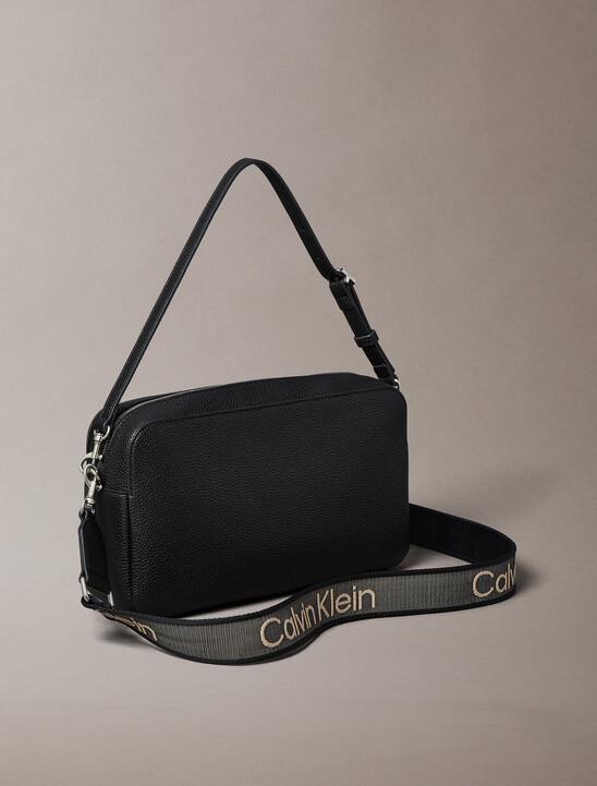 Bold Strap Camera Bag