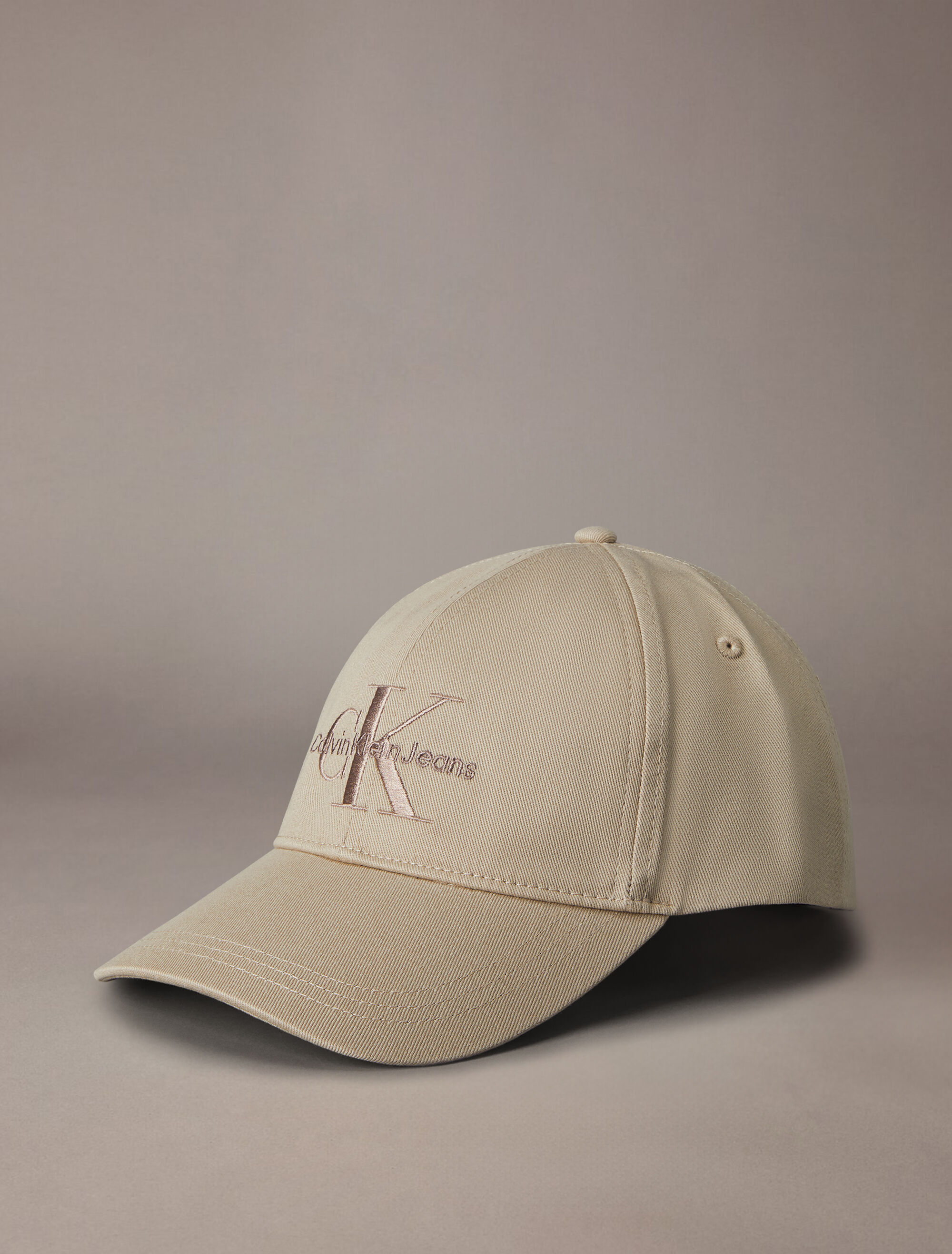 大人気!【 】CKJ Monogram Embroidery Ball Cap Caps + Hats | Calvin Klein Taiwan