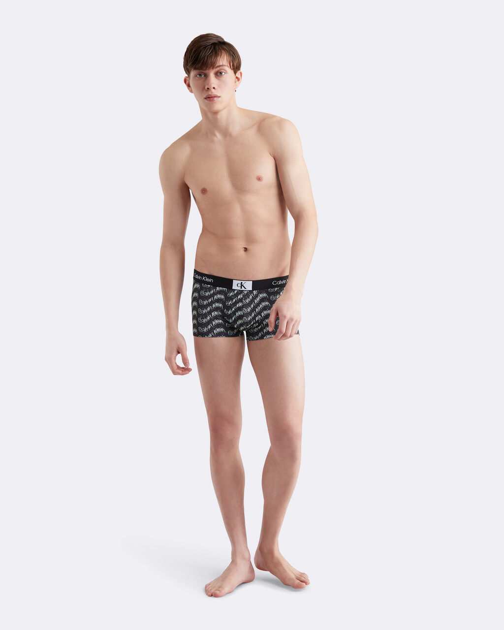 Calvin Klein 96 超細纖維低腰內褲, BLACK PRINT/ BL, hi-res