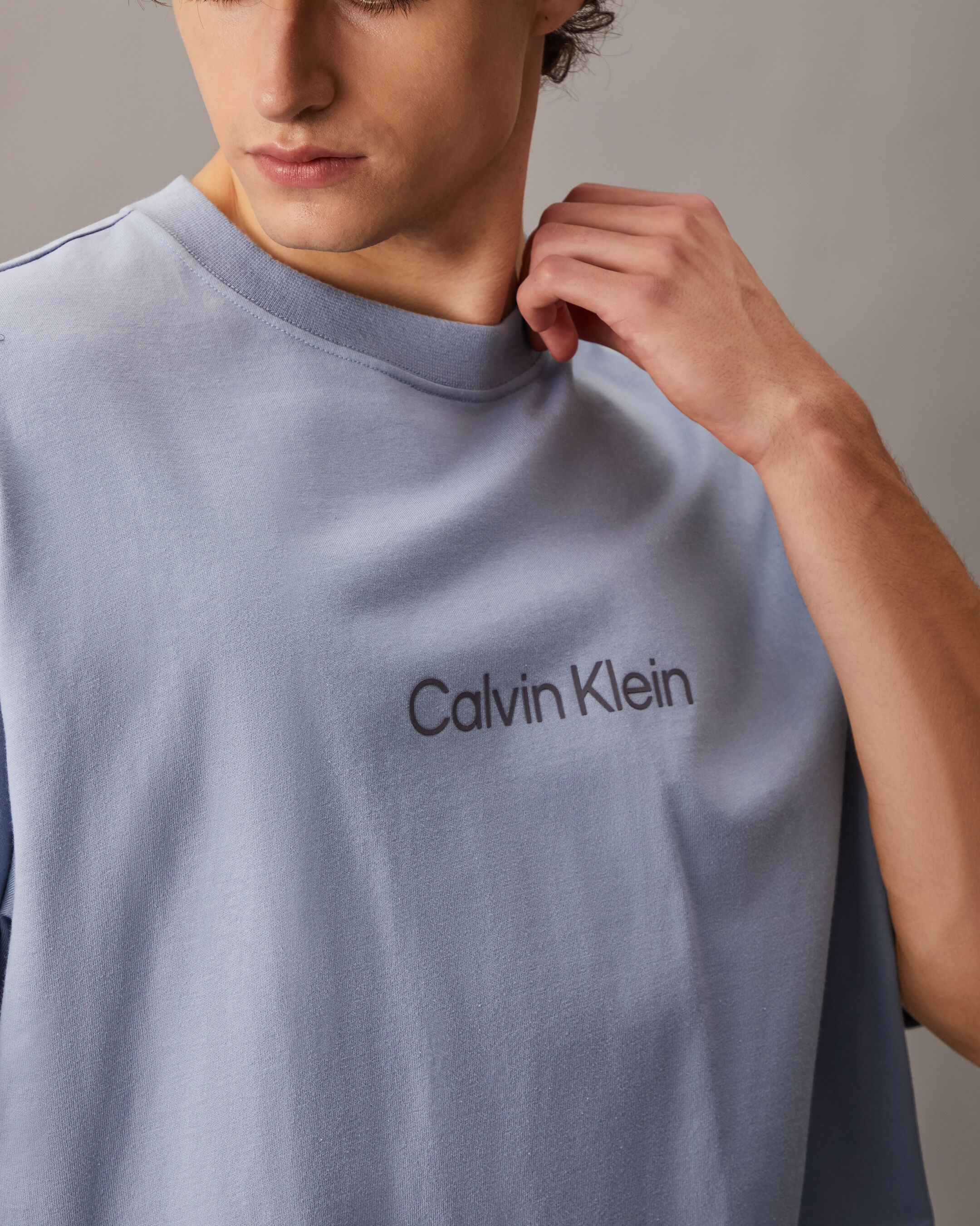 Calvin Logo Crew Neck Tee | blue | Calvin Klein Taiwan