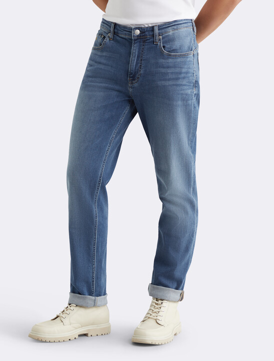 CKJ 027 Stretch Body Jeans
