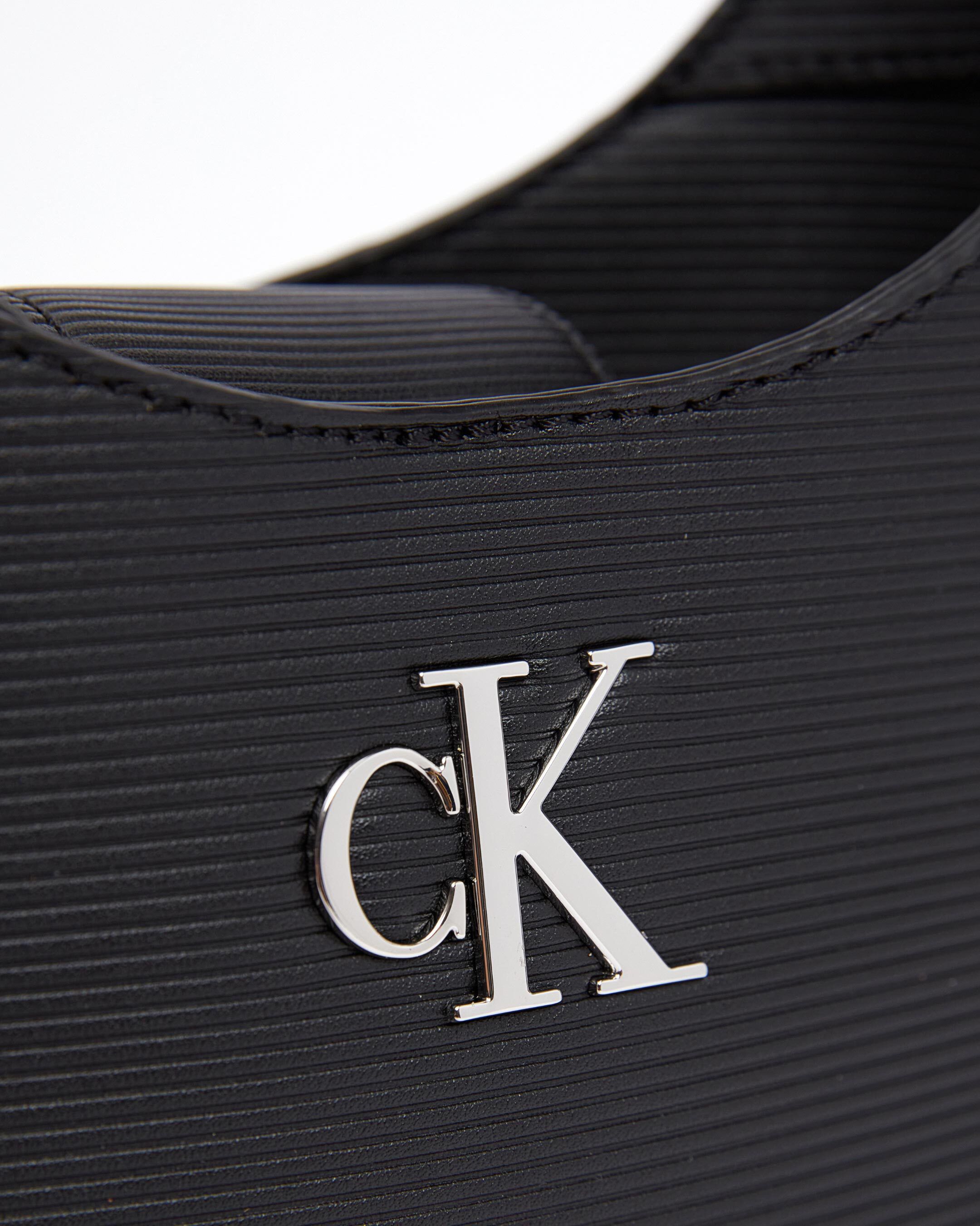 Calvin klein liana store
