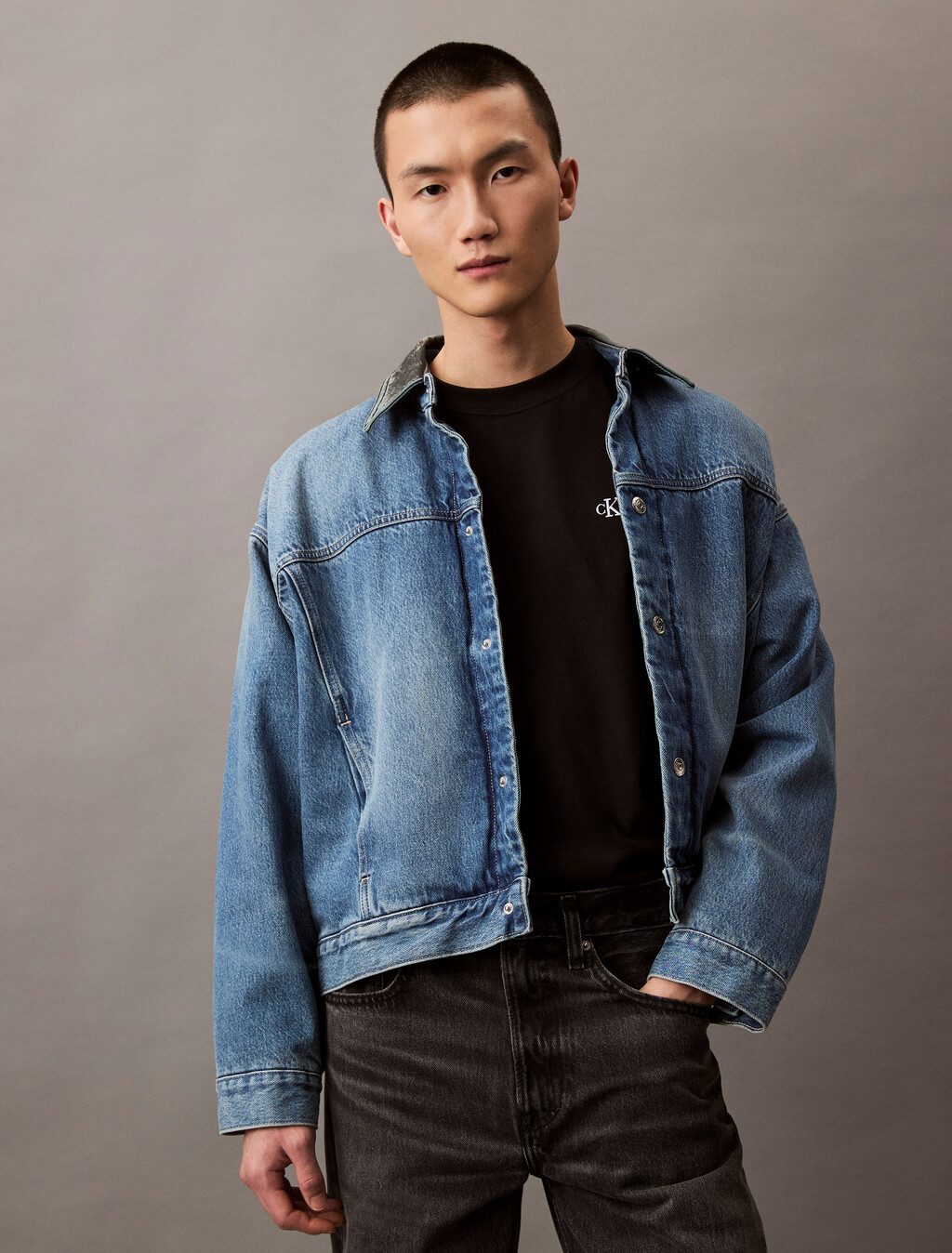 Calvin Logo 圓領上衣, Black, hi-res