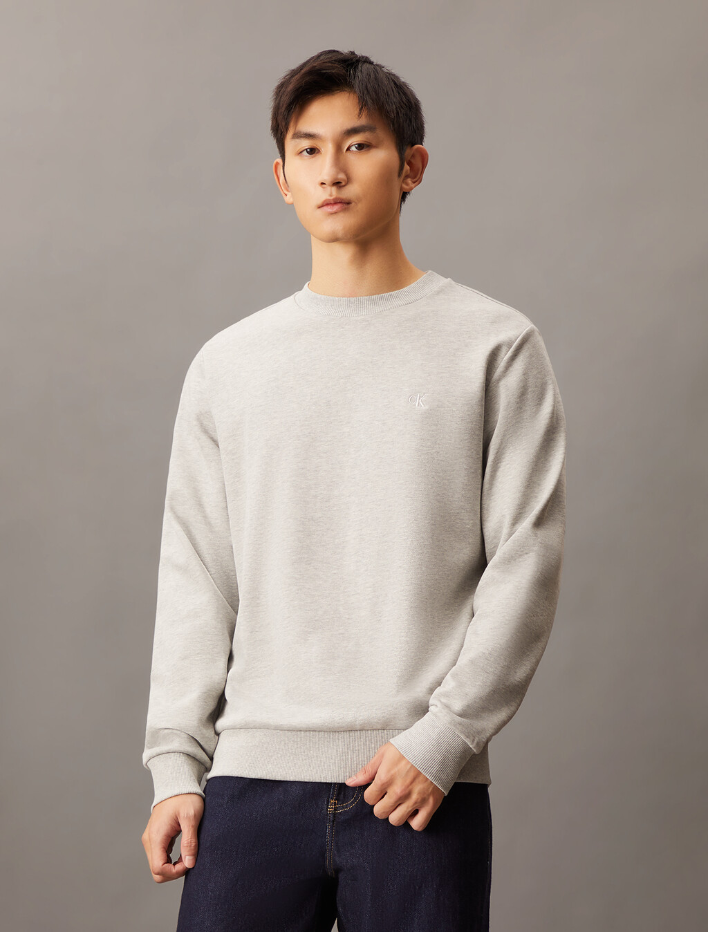 後背 Monogram 標誌印花運動衫, Light Grey Heather, hi-res
