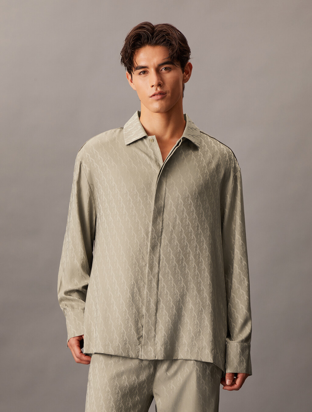 Satin Jacquard Sleep Shirt, 17715 HOLIDAY SHINE LOGO+VINTAGE KHAKI, hi-res