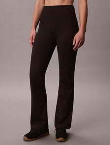 Quick-Dry Flared Gym Leggings, Black, hi-res