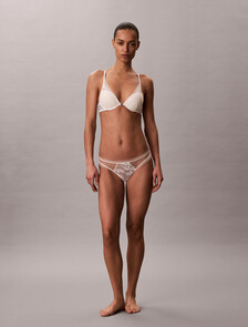 CK Black 婚紗托高深 V 胸罩, Antique White, hi-res