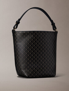 CK Emblem 水桶包, BLACK AOP, hi-res