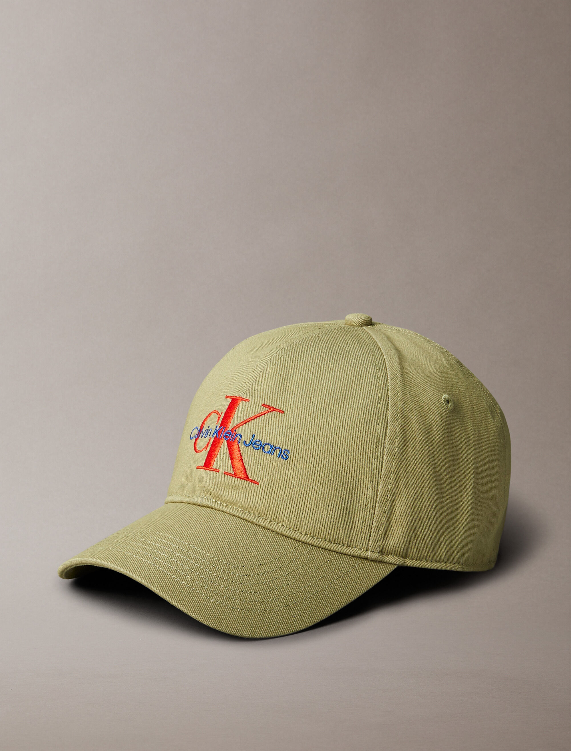 Caps + Hats | Calvin Klein Taiwan