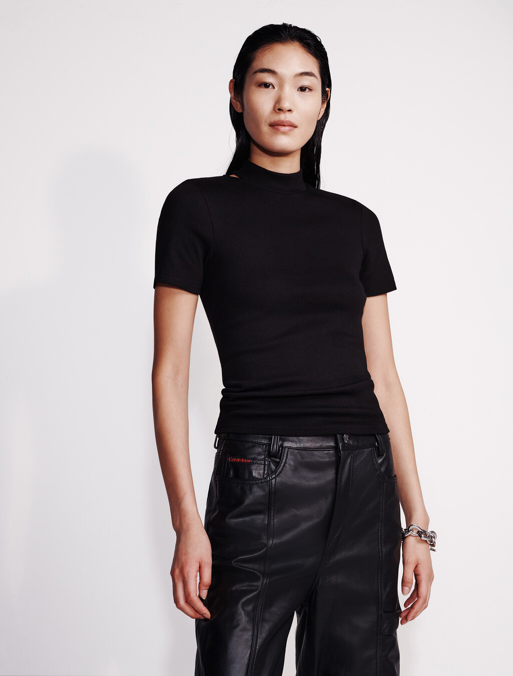 Cut Out Slim Crewneck T-Shirt, Black, hi-res