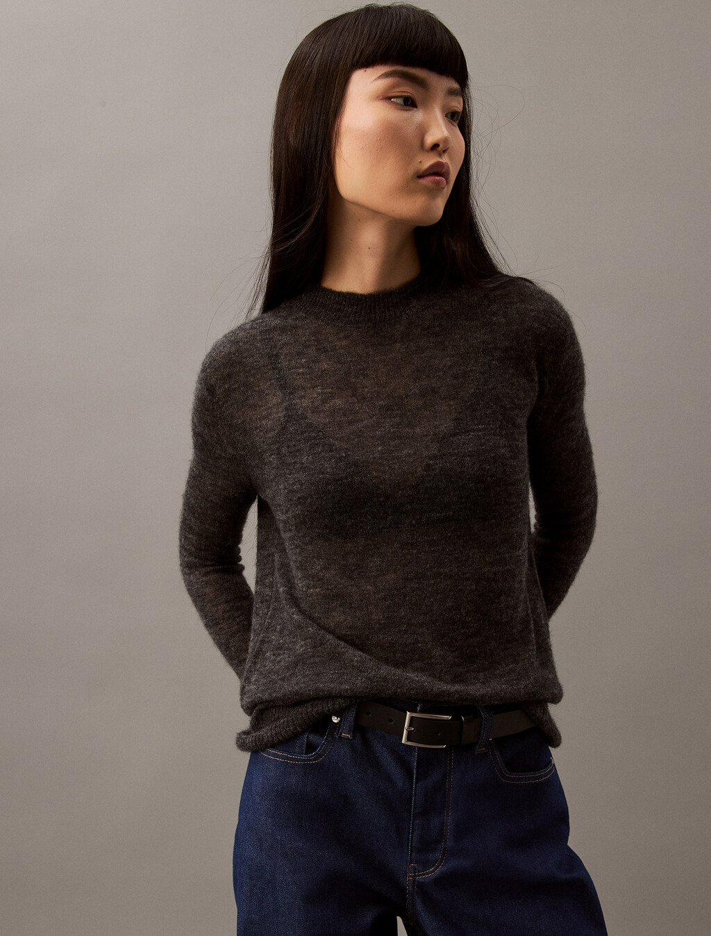 透視羊駝毛細針圓領毛衣, Gun Metal Heather, hi-res