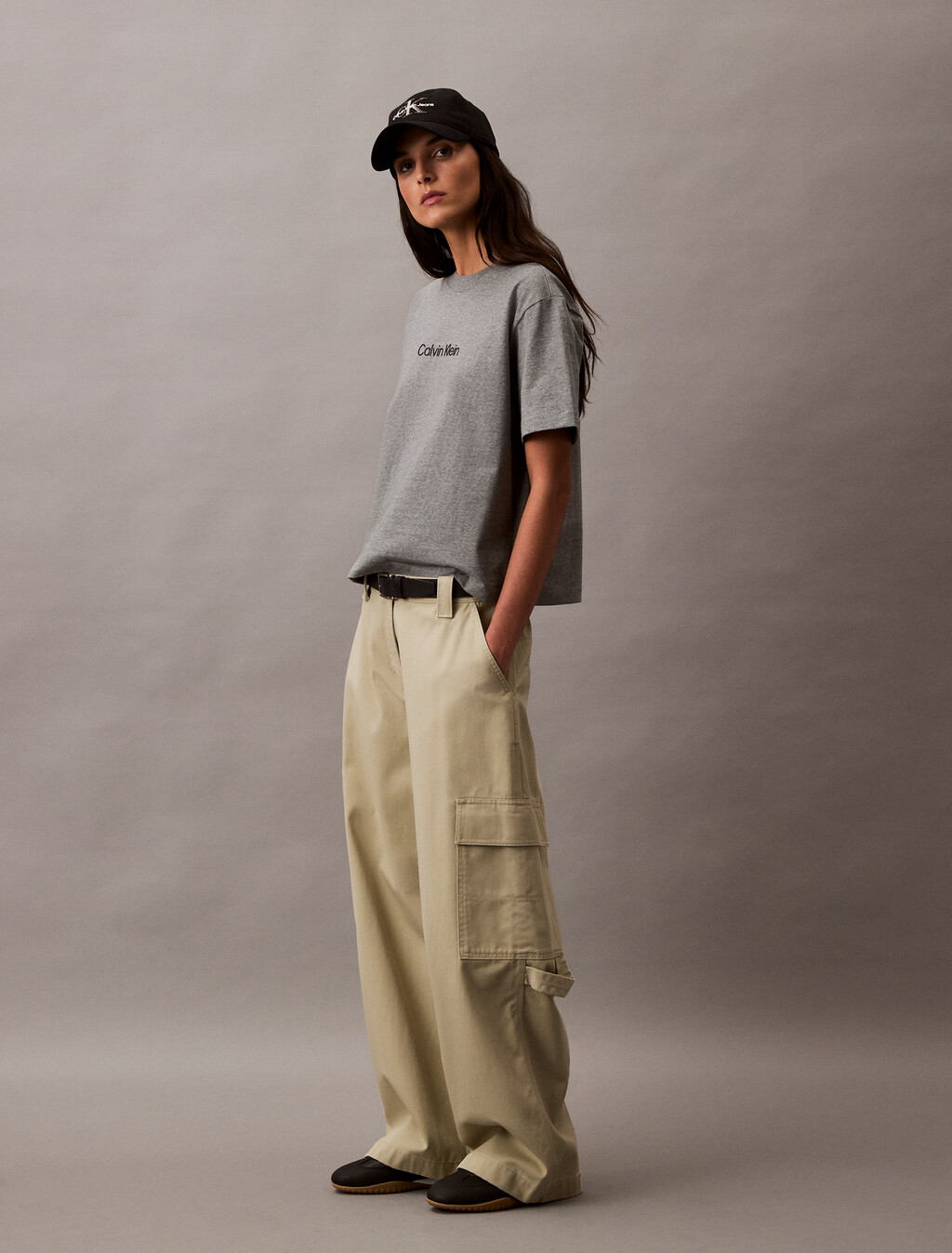 經典標誌寬鬆圓領 T 恤, Medium Grey Heather, hi-res