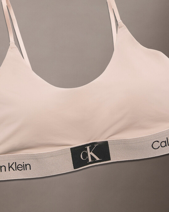 CALVIN KLEIN 1996 薄墊無鋼圈胸罩