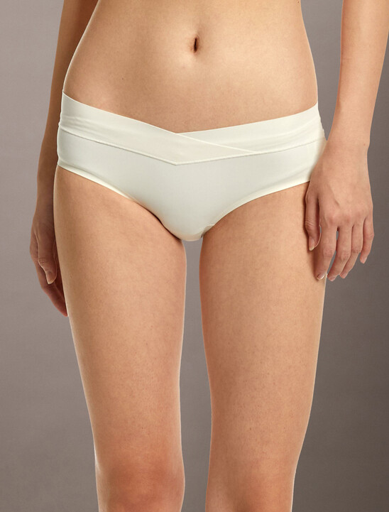 Calvin Klein Invisibles 低腰內褲