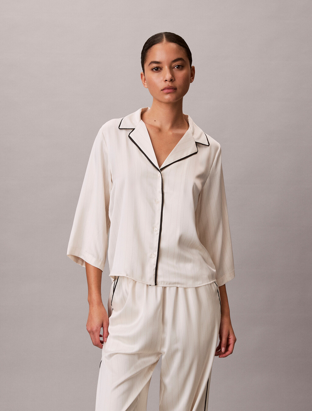 Satin Sheen Short Sleeve Shirt, DOTTED LOGO PINSTRIPE IVORY, hi-res