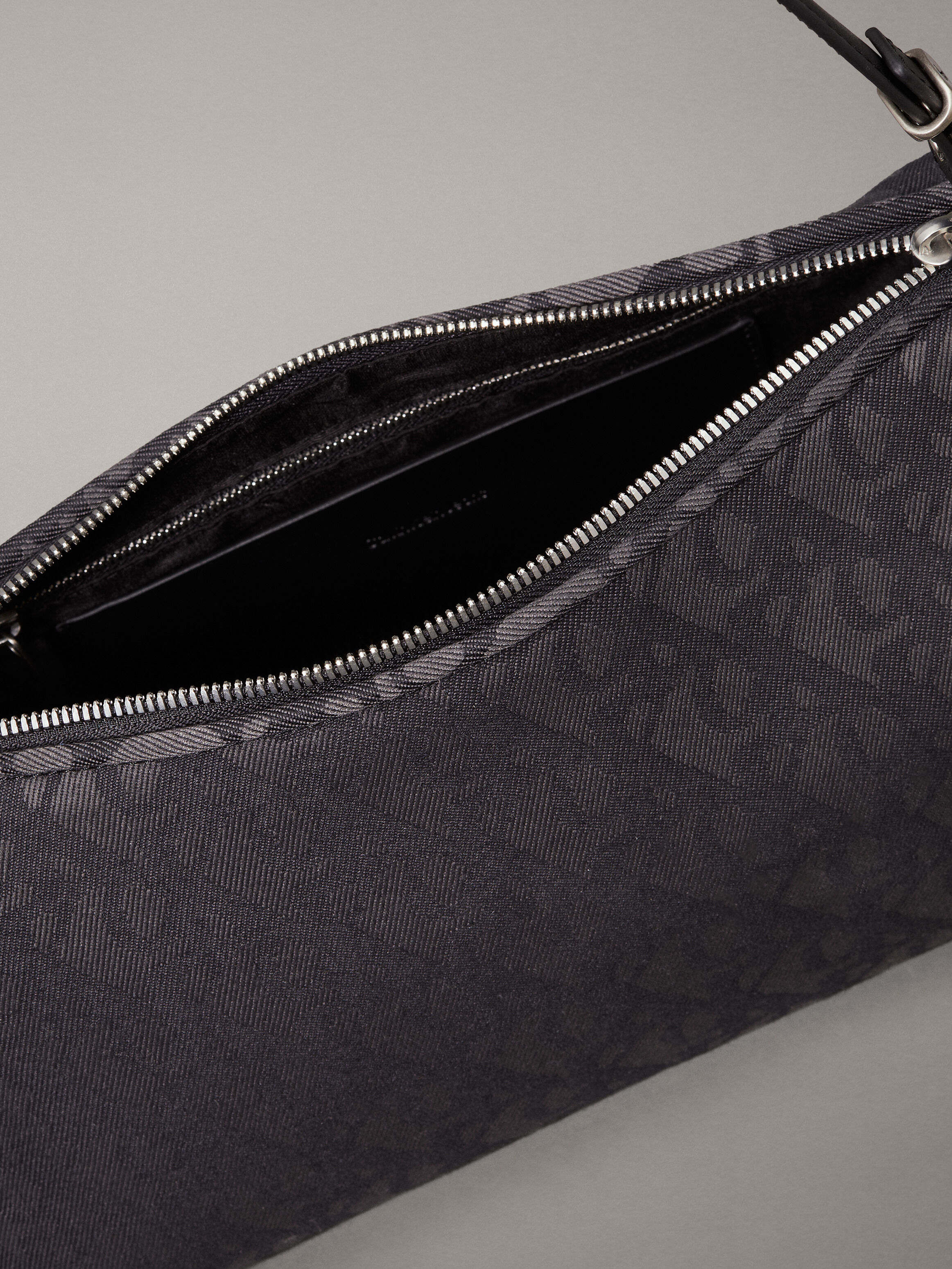 Logo Jacquard Shoulder Bag | black | Calvin Klein Taiwan