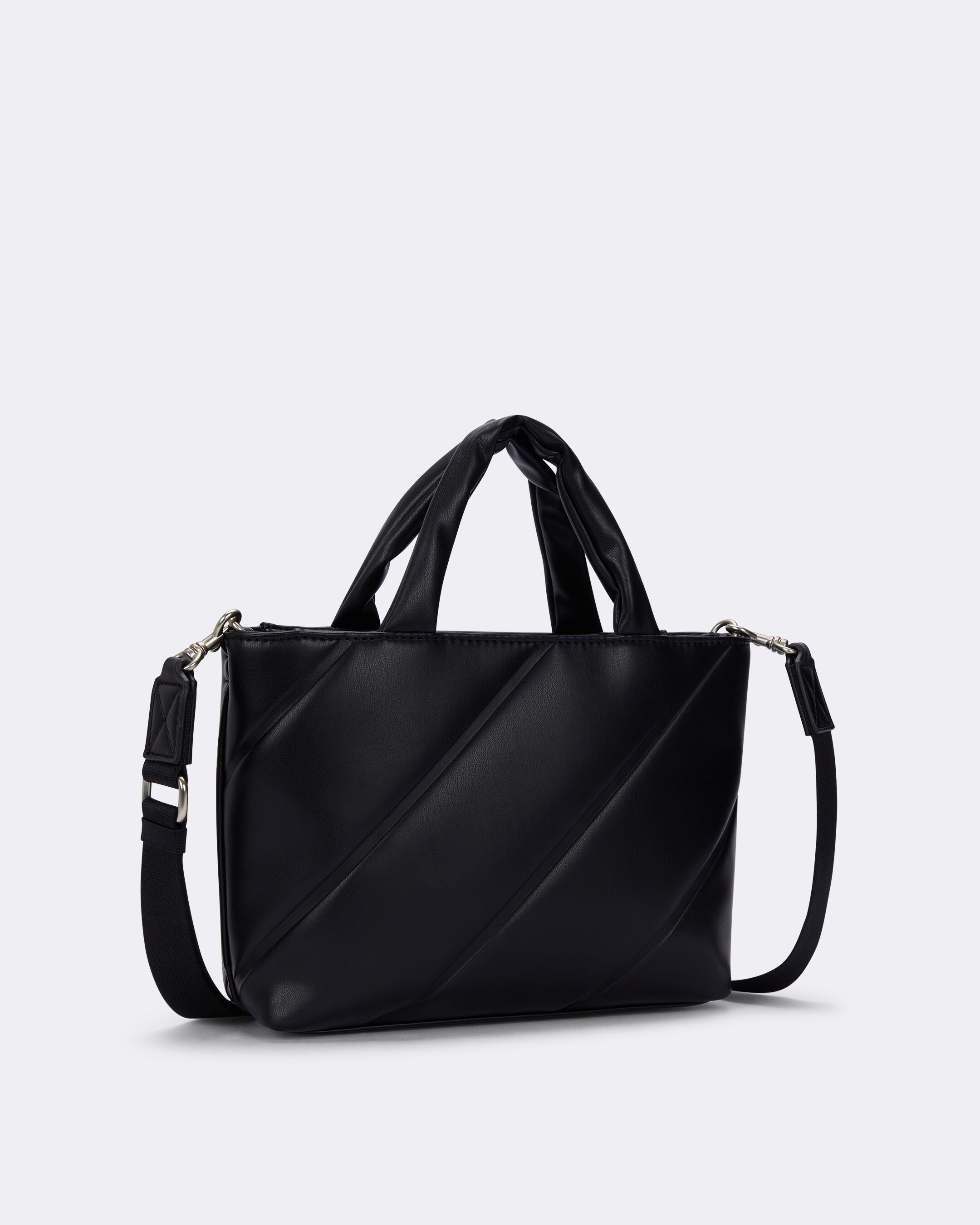Calvin klein tote bag hotsell free gift