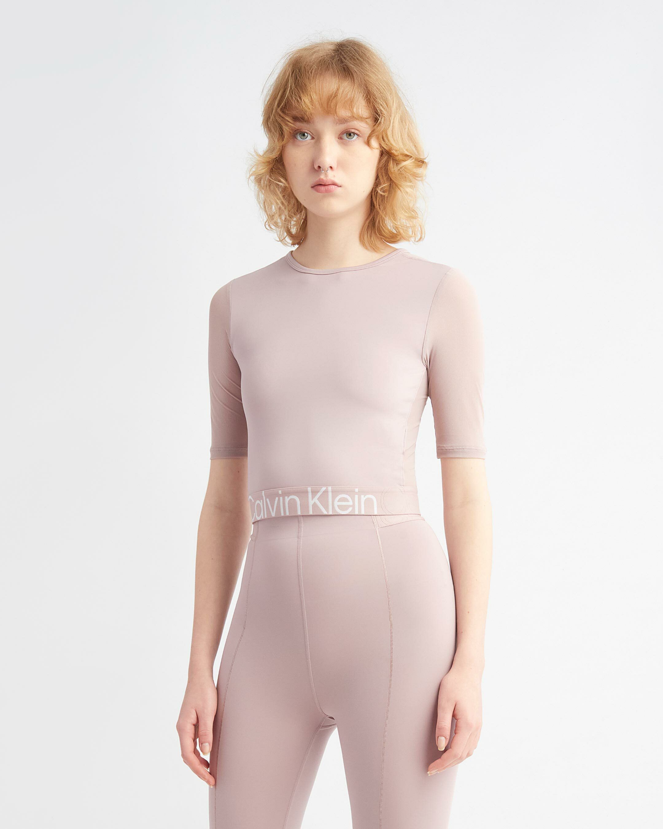 Calvin klein store tshirt womens sale