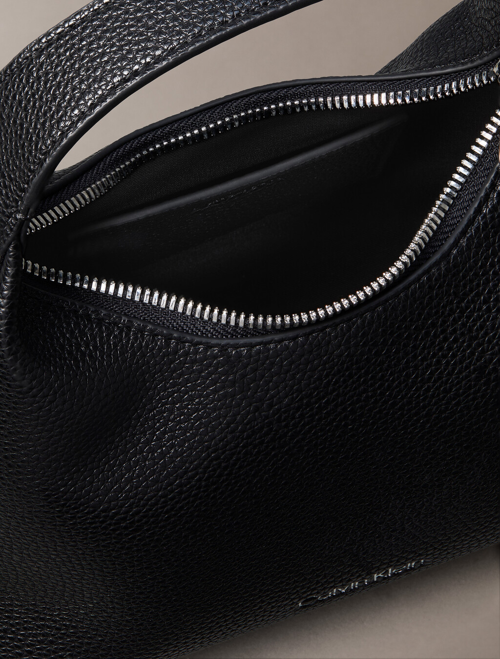 Bold Strap 小型包, Black/Shiny Nickel, hi-res