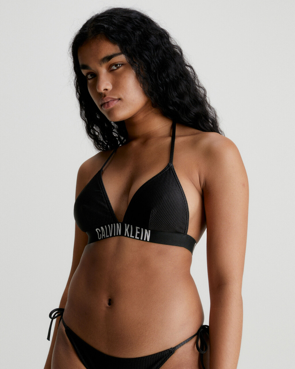 consumptie Vaderlijk deeltje INTENSE POWER TRIANGLE BIKINI TOP