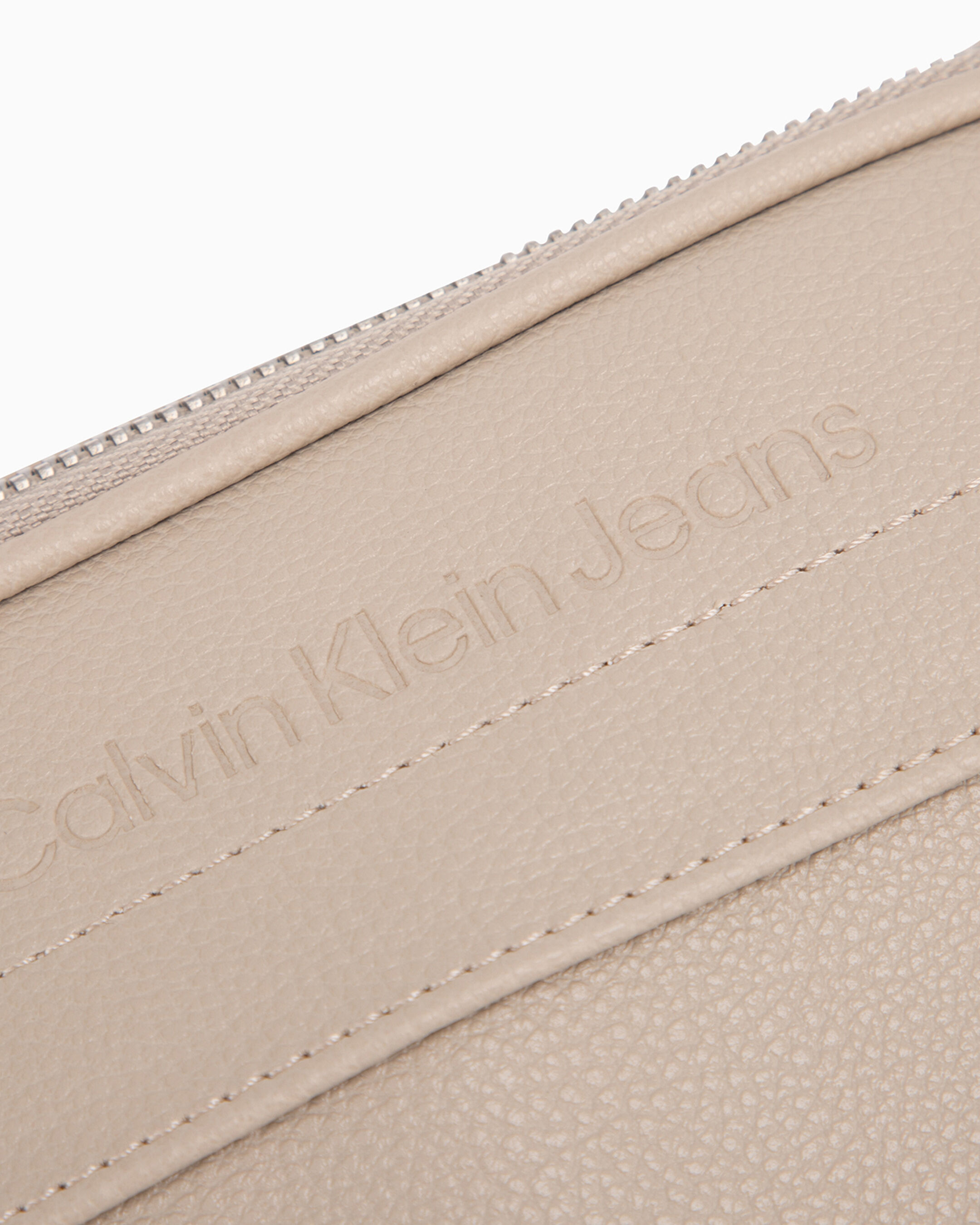 Calvin klein discount primary camera bag