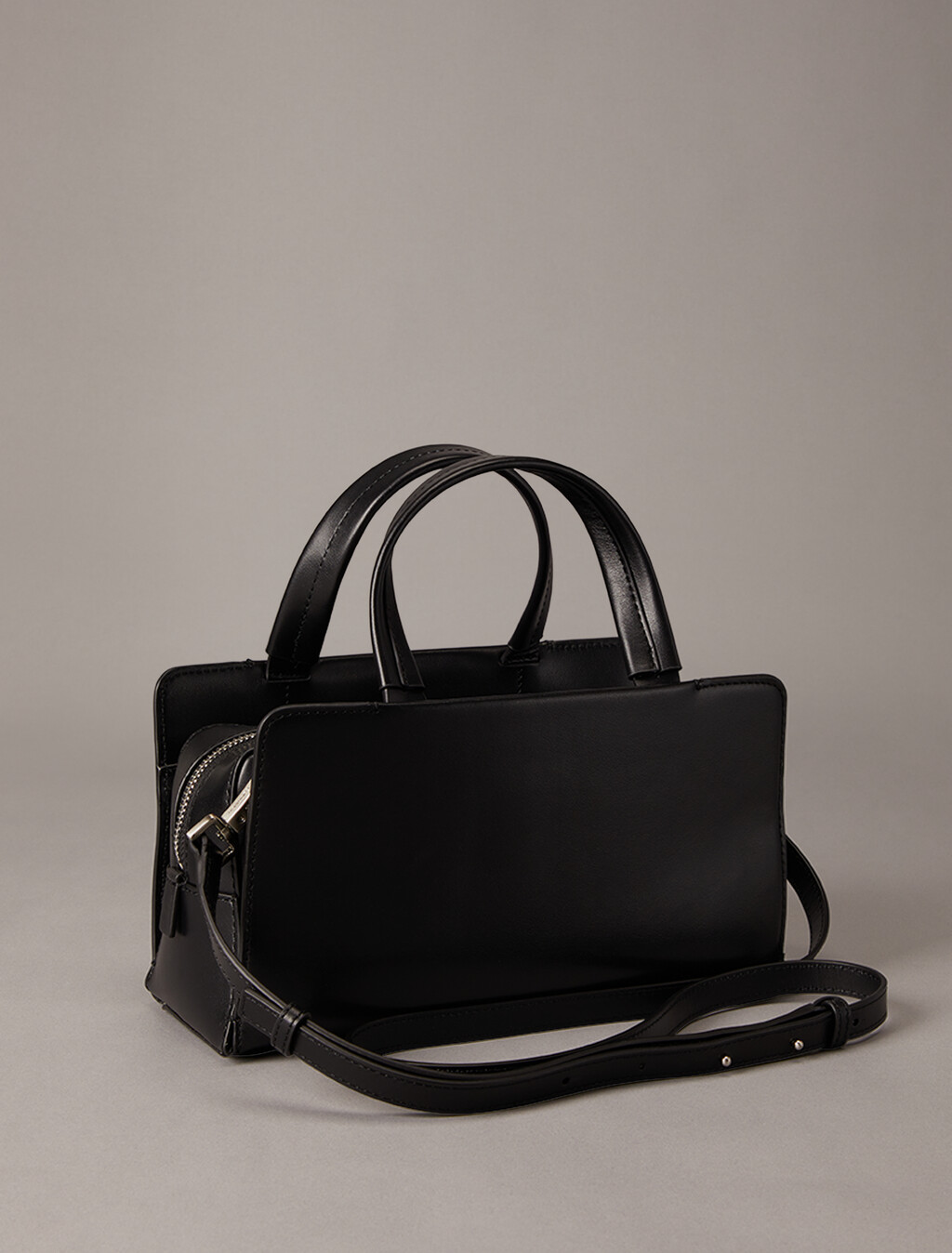 CK Attaché 小劍橋包, Black Beauty, hi-res