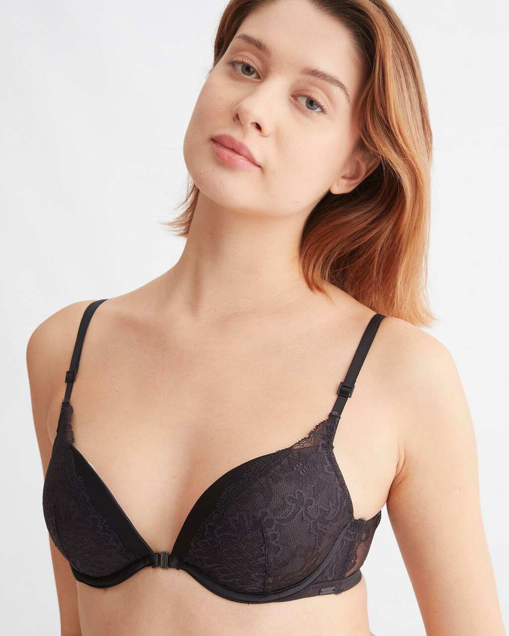 Calvin Klein Naked Touch Tailored Push Up Bra - ADD - A - Size, (001) :  : Fashion