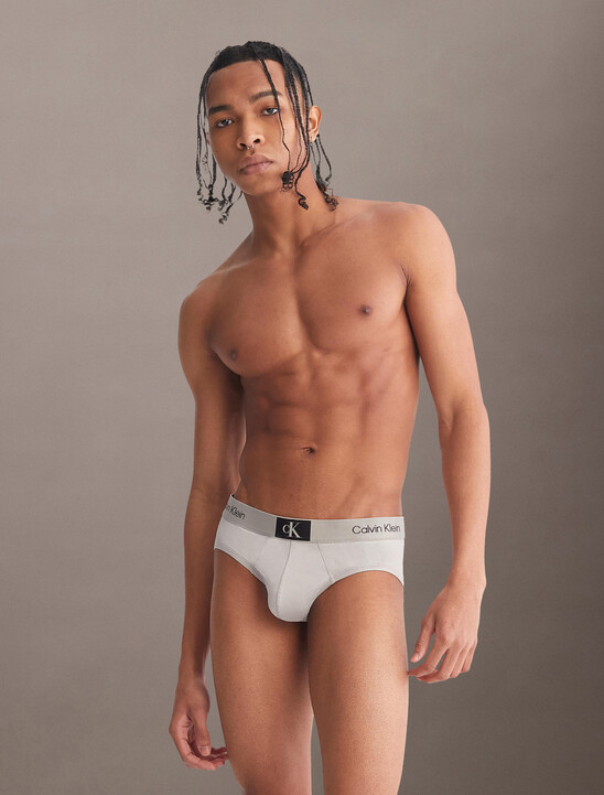 CALVIN KLEIN 1996 超細纖維低腰三角褲